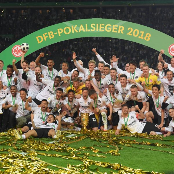  Der Traum ist wahr geworden. Diese Mannschaft hat sich in dieser magischen Nacht in die Geschichtsbücher eingetragen. (Foto: imago/Team)