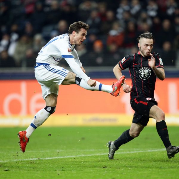  Europa-League statt 2. Bundesliga? Nicolai Müller (Mitte) wird in Frankfurt gehandelt.