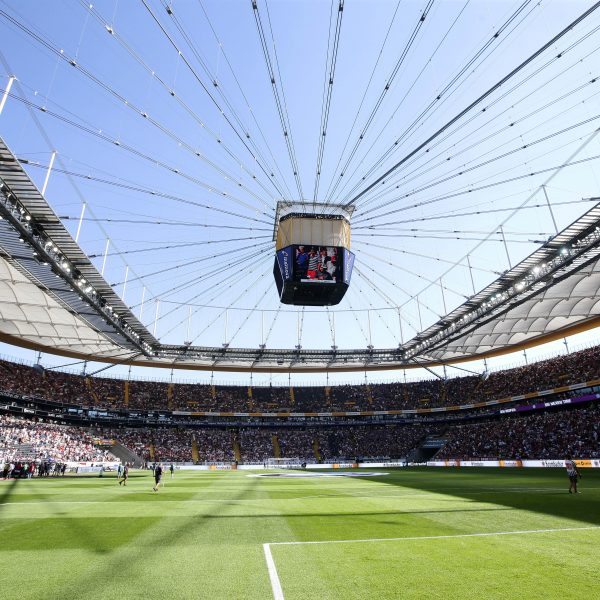  Unter anderem soll ein zeitgemäßer, moderner Videowürfel in der Arena installiert werden.