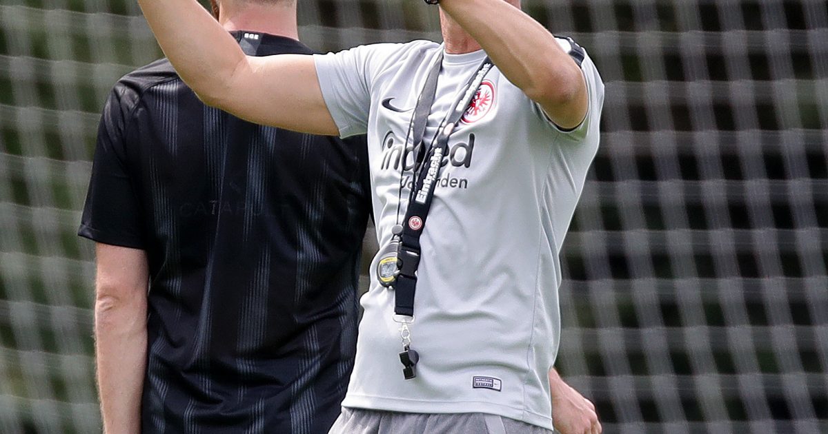  War zufrieden mit dem Test gegen Greuther Fürth: Eintracht-Trainer Adi Hütter.