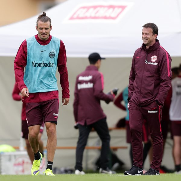  Fredi Bobic verteidigt die Trennung von Ex-Eintracht-Kapitän Alex Meier.