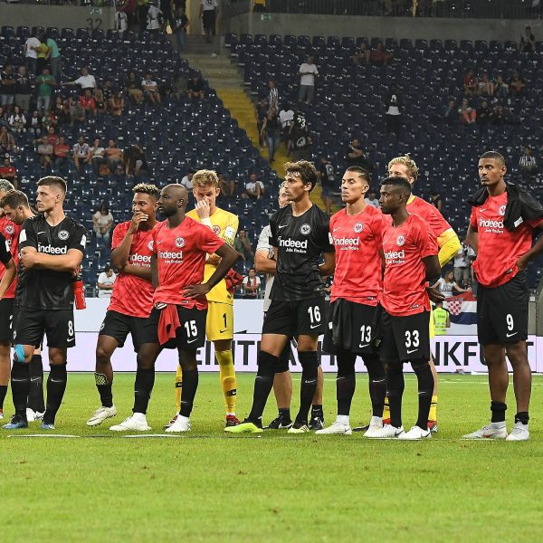  Leere Gesichter nach der Pleite gegen den FC Bayern. Auf die Eintracht wartet noch jede Menge Arbeit. (Foto: imago/Jan Huebner)