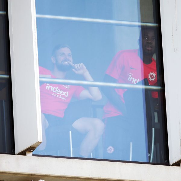  Marc Stendera und Nelson Mandela durften zuletzt nur aus der Ferne zusehen, wenn die Kollegen trainierten. Seit Dienstag sind sie wieder mittendrin.