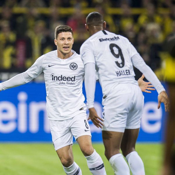  Luka Jovic und Sebastien Haller überzeugten gegen den BVB auch zusammen. (Foto: imago/Kirchner-Media)