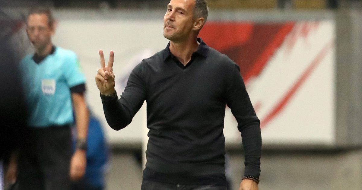  Adi Hütter verfolgt einen klaren Plan und seine Mannschaft folgt ihm. (Foto: imago/Eibner)