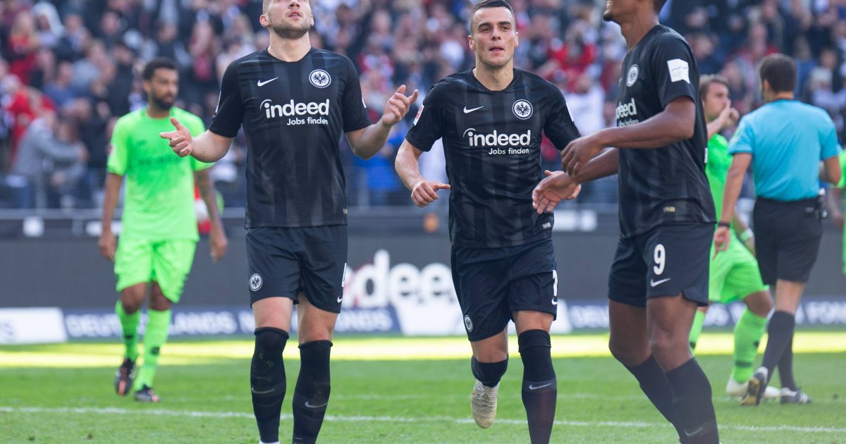  Ante Rebic feierte mit seinem Team bem 4:1-Erfolg über Hannover eine erfolgreiche Rückkehr in die Startelf. (Foto: imago/Jan Hübner)