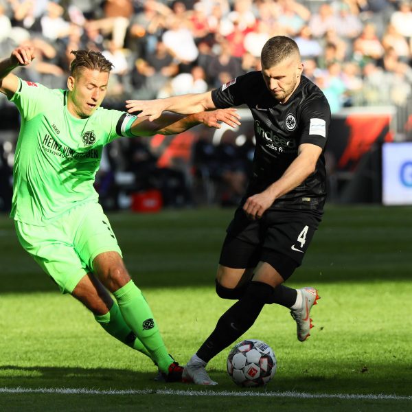  Eine 1 mit Sternchen verdiente sich Ante Rebic bei Eintracht Frankfurt (Foto: imago/Schüler)
