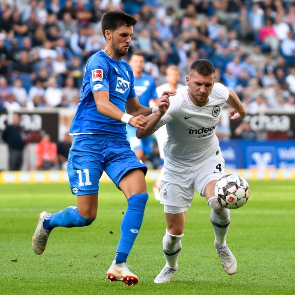  Ante Rebic brachte die Eintracht kurz vor der Pause sehenswert in Führung. (Foto: imago/Nordphoto)