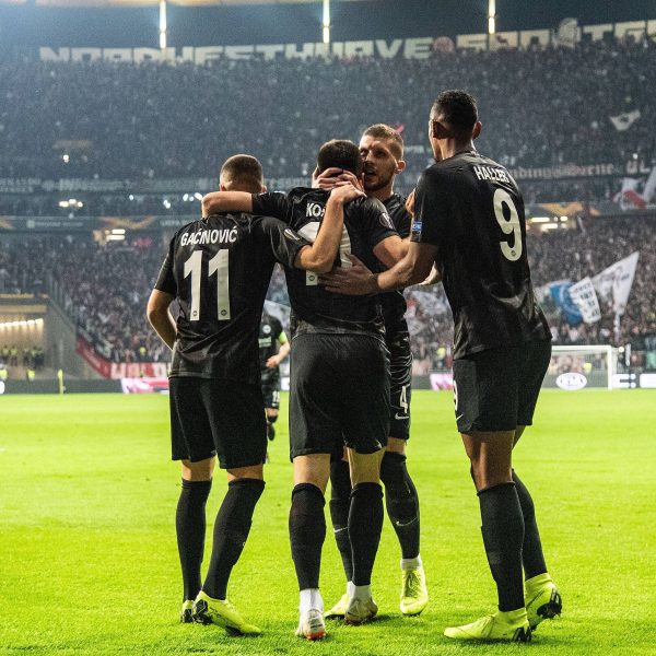  Die Eintracht kann mit dem 2:0 gegen Apollon Limassol den nächsten Sieg in Europa bejubeln. (Foto: imago/Jan Huebner)