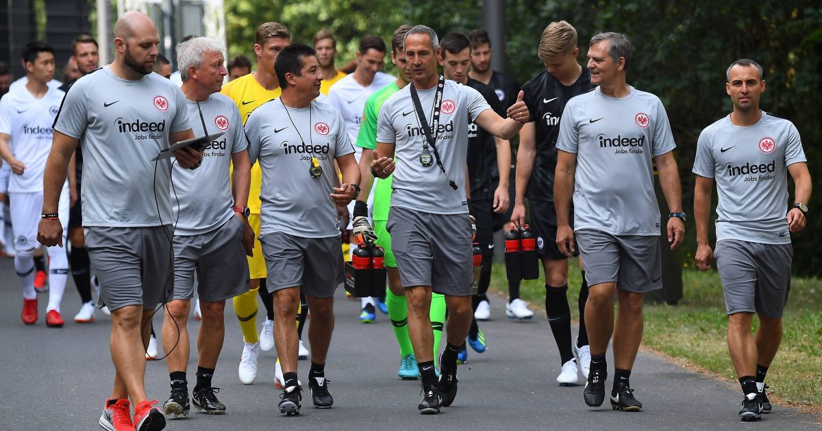  Martin Spohrer (l.), Armin Reutershahn (2.v.l.) und Markus Murrer (r.) haben ihre Verträge verlängert. (Foto: imago/Jan Hübner)