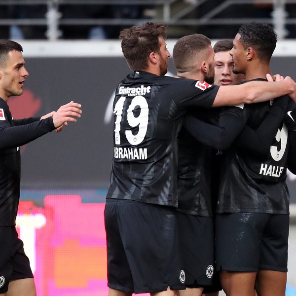  Die Eintracht kann zum Rückrundenauftakt einen 3:1-Erfolg gegen den SC Freiburg feiern.