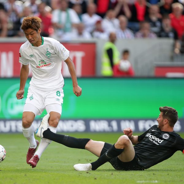  Bissiger und aggressiver will Hütter seine Mannschaft sehen. Kapitän David Abraham geht mit gutem Beispiel voran.