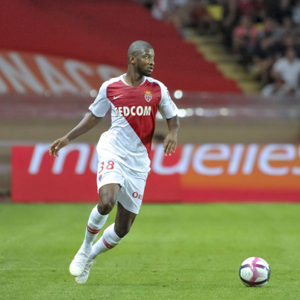  Almamy Touré könnte die Eintracht kurz vor Transferschluss verstärken. (Foto: imago/PanoramiC)