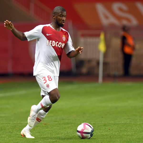  Almamy Touré wird künftig in der Bundesliga für Eintracht Frankfurt verteidigen.Foto: Imago/Buzzi