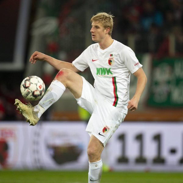  Der in Augsburg suspendierte Innenverteidiger Martin Hinteregger wechselt kurz vor Transferschluss zur Eintracht. (Foto: imago/Sven Simon)