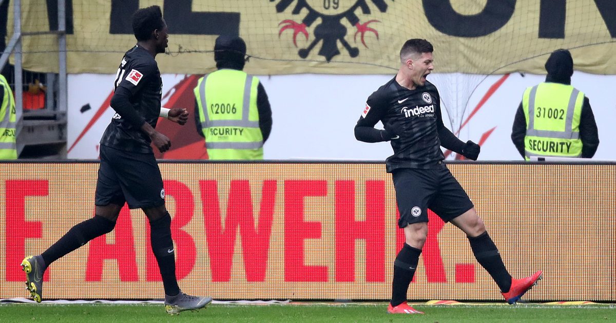 Angbelich soll es im Vertrag von Luka Jovic eine Klausel geben.