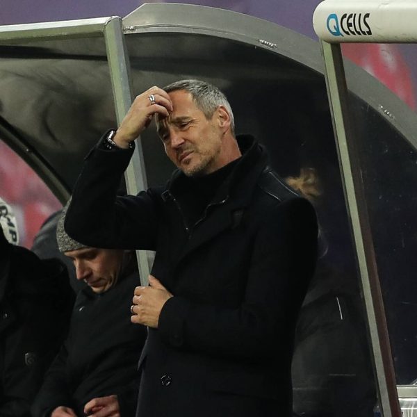  Frankfurts Trainer Adi Hütter grübelte in Leipzig vor allem über seine harmlose Offensive. (Foto: imago/Chrstian Schroedter)