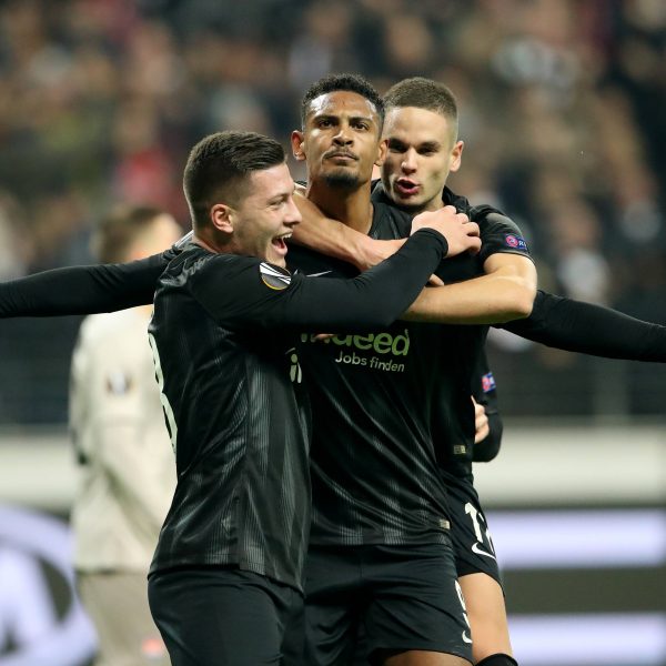  Mister Haller ebnet den Weg für das Achtelfinale (Foto:imago/HMB-Media)