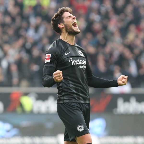  Er kam, sah, traf und siegte: Goncalo Paciencia war nach dem Spiel nach seinem Siegtreffer zum 3:2 Gesprächsthema Nummer Eins. (Foto: imago/Rene Schulz)