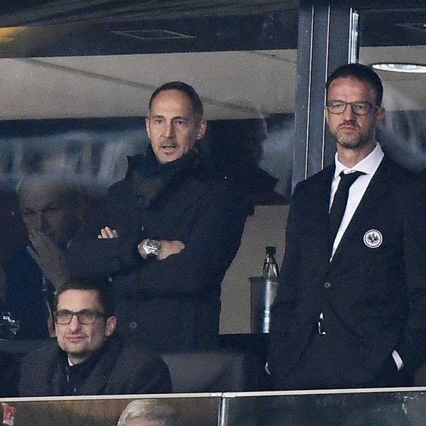  Im Rückspiel bei Inter Mailand muss Adi Hütter auf der Tribüne Platz nehmen (Foto: imago/Jan Huebner).