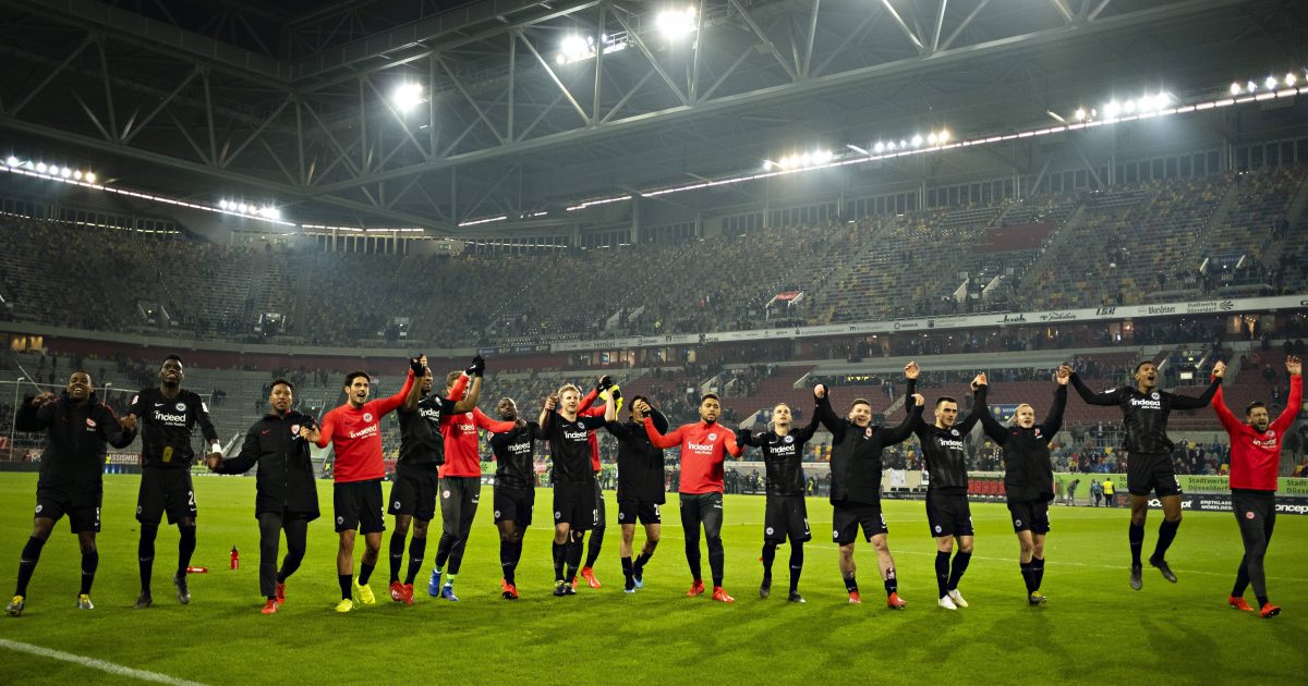  Weiter ungeschlagen! Die Eintracht siegt auch in Düsseldorf und bleibt im Kampf um die europäischen Plätze vorne dabei. (Bild: imago/Moritz Müller)