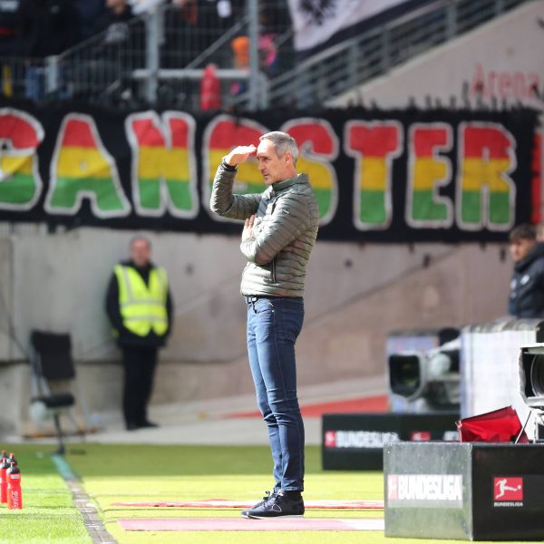  Für Adi Hütter und seine Eintracht ist Platz Vier in der Liga nach dem Sieg über Nürnberg nicht mehr in weiter Ferne. (Foto: imago/Eibner)