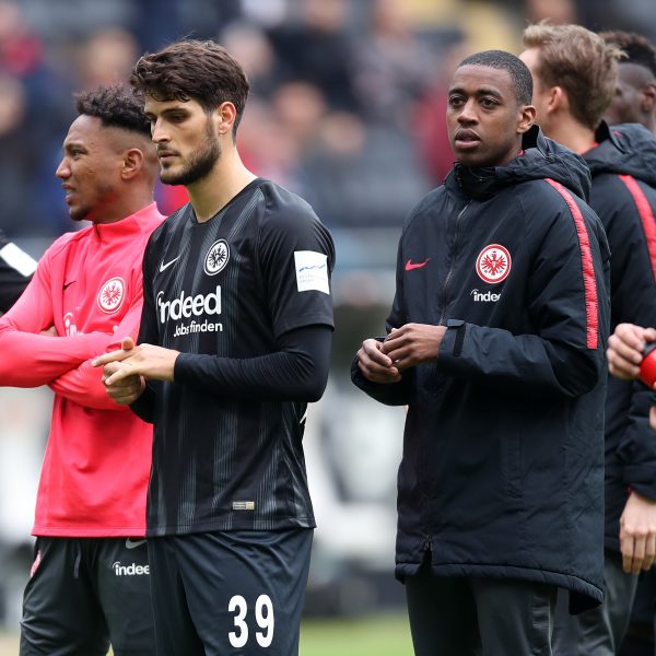  Enttäuschte Gesichter bei der Eintracht nach der Partie gegen Hertha BSC Berlin. Die Hessen wollten unbedingt gewinnen.
