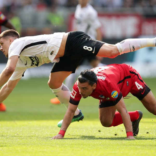  Stolpern verboten - so wie Luka Jovic darf die Eintracht gegen die Hertha nicht ins straucheln geraten.