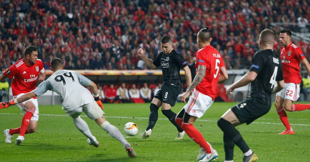  Mindestens zweimal muss Luka Jovic (oder einer seiner Kollegen) im Rückspiel treffen. (Quelle: Imago/Jan Huebner)