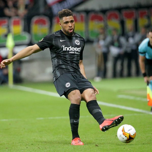  Simon Falette beim seinem beeindruckendem Auftritt im Spiel gegen Benfica Lissabon. (Foto: imago/DeFodi)