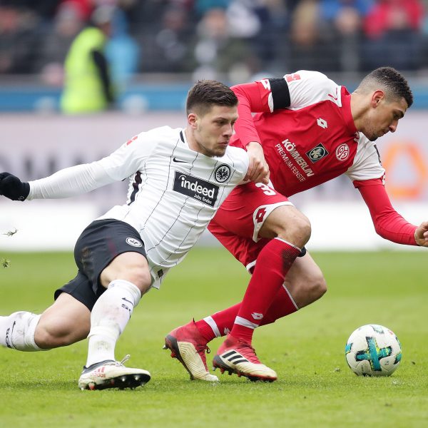  Beim 2:2 Unentschieden im Hinspiel erzielte Luka Jovic einen Doppelpack