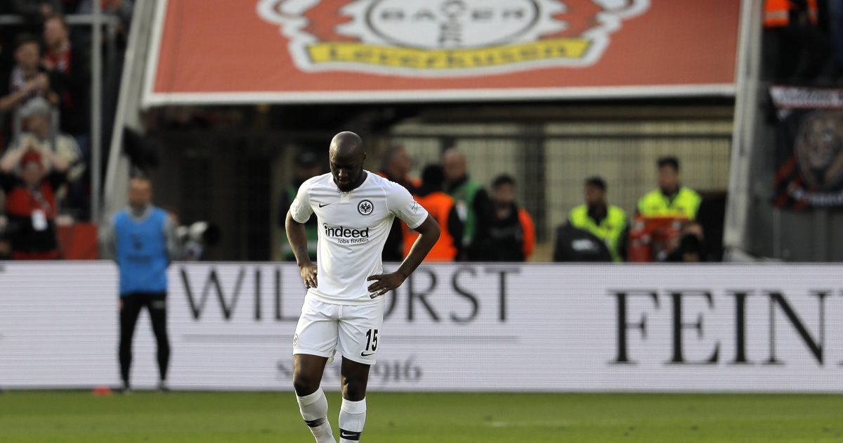  Erwischte einen rabenschwarzen Tag und wurde noch vor der Halbzeit ausgewechselt: Jetro Willems (Foto: imago Images/mika)