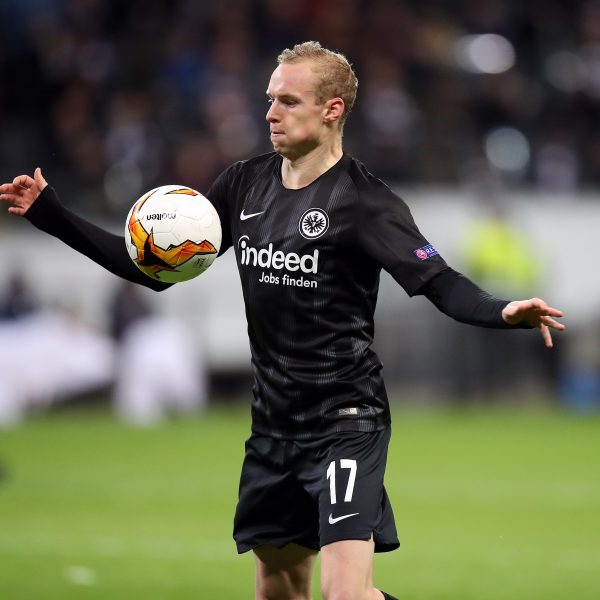  Herzlichen Glückwunsch: Sebastian Rode wurde von Euch zum Adler der Saison gewählt - und das, obwohl er erst seit der Rückrunde dabei ist.