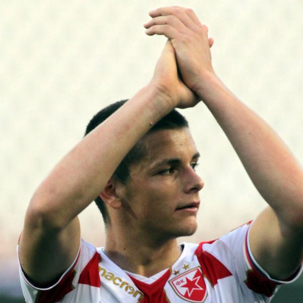  Wechselt laut Medienberichten zur SGE: Dejan Joveljic (imago images / Aleksandar Djorovic)