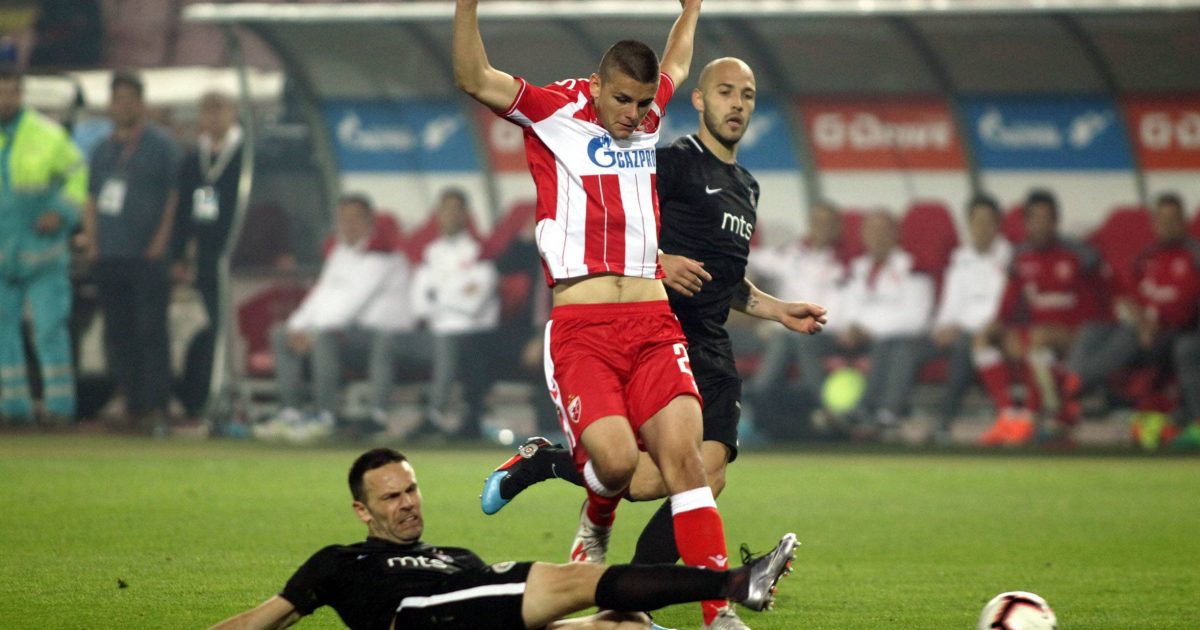 Dejan Joveljic wird ein Adler. (Foto: imago images / Aleksandar Djorovic)