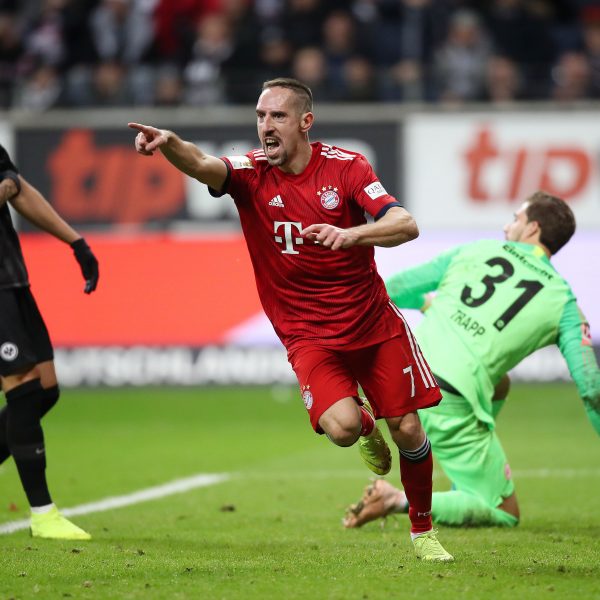  Jubelt Ribéry bald im Trikot der Eintracht? Beim 3:0 im Dezember 2018 traf der Franzose gegen Trapp & Co. doppelt (Foto: Rhode)