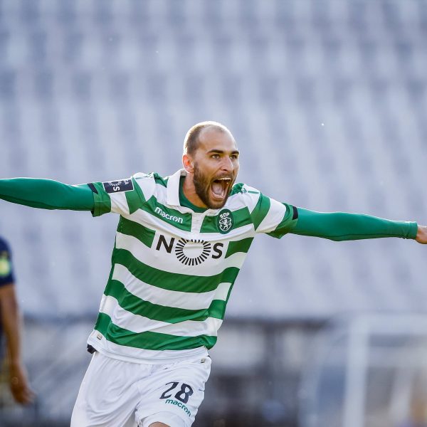  Wird wohl endlich ein Adlerträger - Bas Dost. (Quelle: imago images / GlobalImagens)