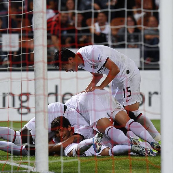  Goncalo Paciencia und Daichi Kamada sind zwei der Gewinner der Vorbereitung. (Foto: imago images / Jan Huebner)