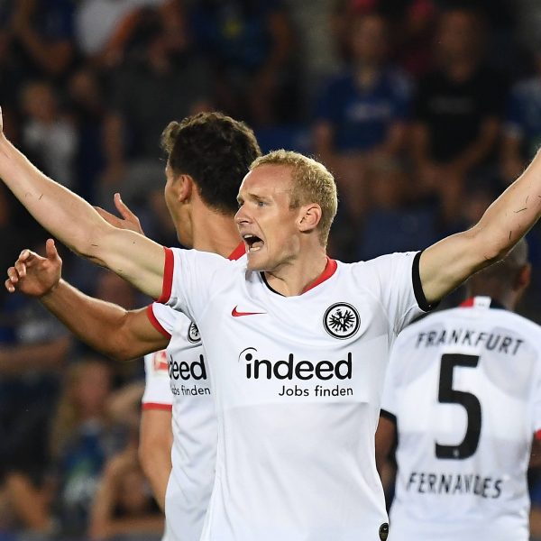  Kam nach der Halbzeit und zeigte eine gute Leistung - Sebastian Rode. (Foto: Imago Images / Jan Huebner)