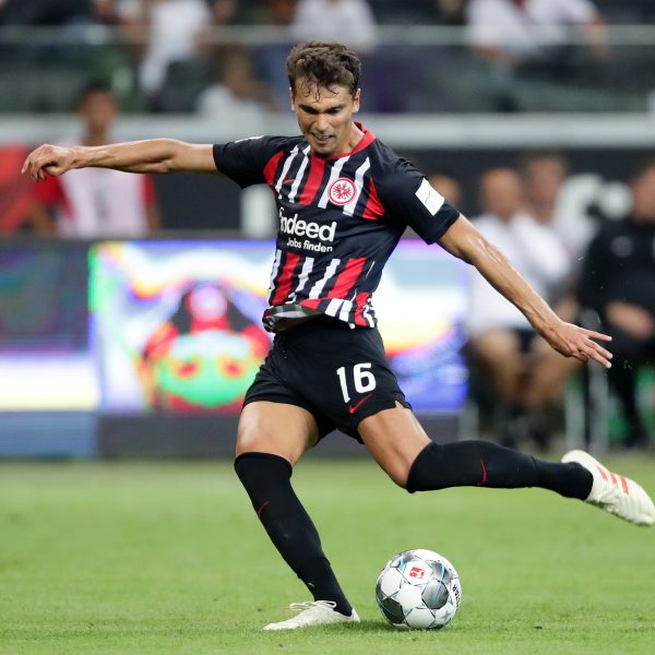  Lucas Torro durfte gegen Leipzig den Libero geben.