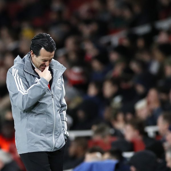  Die Niederlage gegen die SGE war den Gunners eine zu viel - Konsequenz: Unay Emery muss gehen. (Foto: Imago Images / Sportimage)