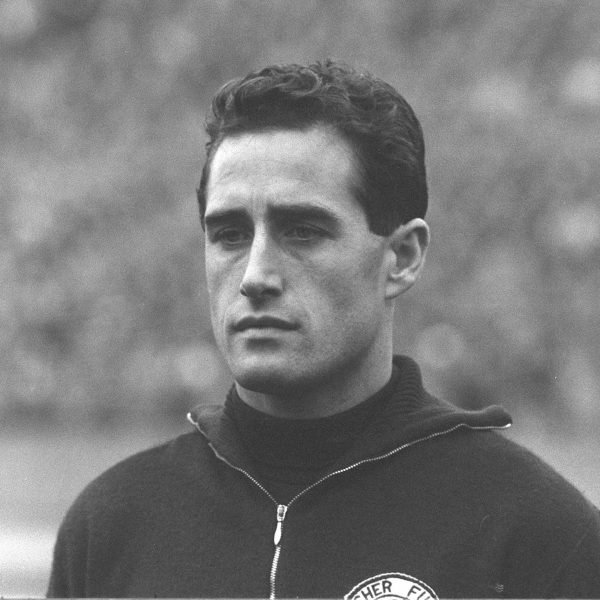  Hans Tilkowski spielte unter anderem für Borussia Dortmund, die SGE und das DFB-Team (Bild: imago images / Sven Simon)