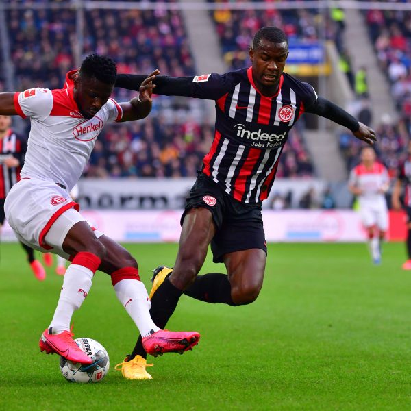  Die SGE bleibt im Kalenderjahr 2020 weiter ungeschlagen. (Bild: imago images / Revierfoto)