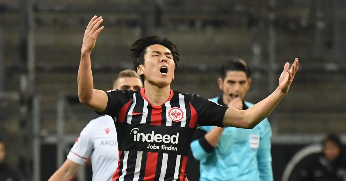 Makoto Hasebe haderte mit dem Auftritt der SGE. (Foto: Imago Images/Jan Huebner)