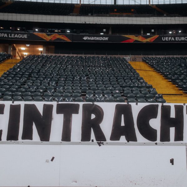  Wann es für die Eintracht und die Bundesliga weitergeht, steht in den Sternen. (Bild: Eintracht Frankfurt/Max Galys)