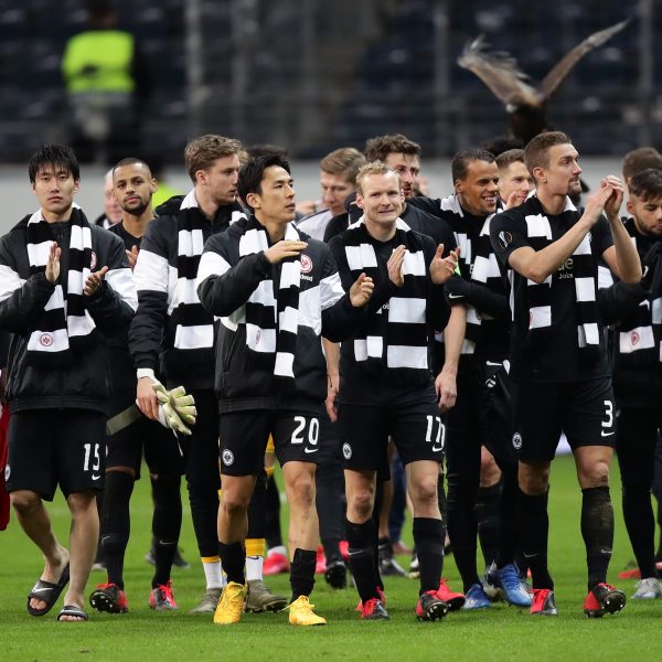  Zwei Spieler und zwei Mitglieder des Staffs haben sich mit dem Coronavirus infiziert gehabt.