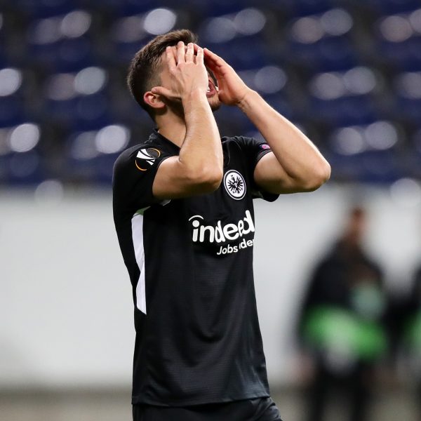  Gegen München droht den taumelnden Frankfurtern der nächste Tiefschlag