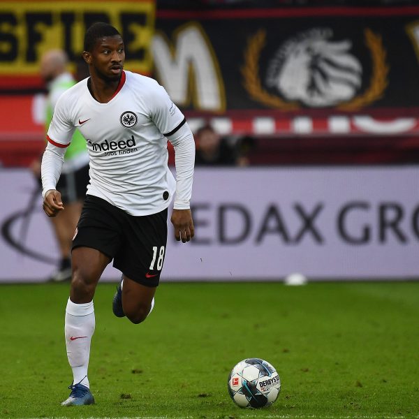  Almamy Touré freut sich, wieder mit der Mannschaft trainieren zu können. (Foto: Imago Images / Jan Huebner)