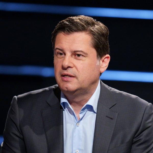  Christian Seifert schaute gespannt auf den vergangenen Spieltag. (Foto: imago images / Martin Hoffmann)