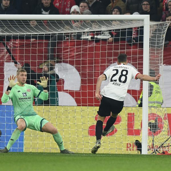  Dominik Kohr ist wieder nah dran an der Startelf. (Quelle: imago images / Jan Huebner)